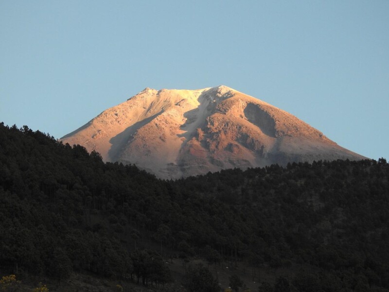メキシコ最高峰　ピコ デ オリサバ山